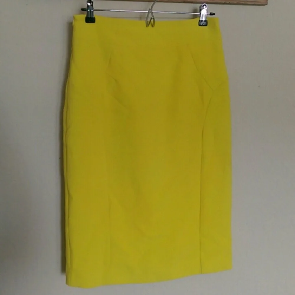 FRNCH Yellow Classic‎ Pencil Skirt - Picture 3 of 4